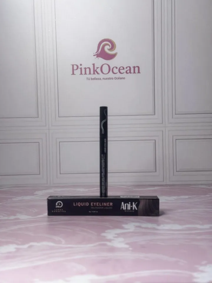 Delineador en plumón liquido negro